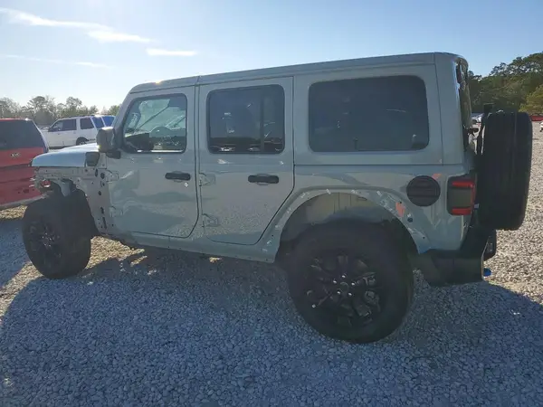 1C4RJXP69RW216219 2024 JEEP WRANGLER - Image 2