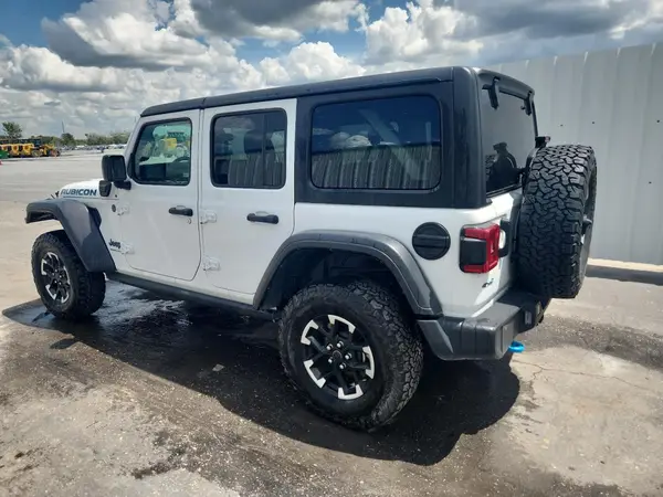 1C4RJXR60RW269761 2024 JEEP WRANGLER - Image 2