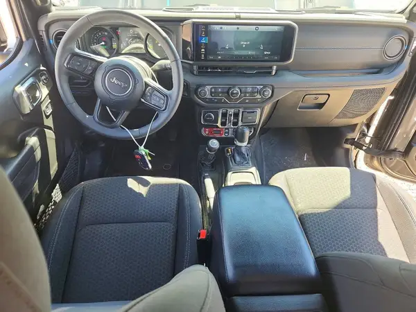1C4RJXR62RW211683 2024 JEEP WRANGLER - Image 8