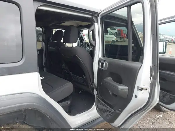1C4RJXR62RW292099 2024 JEEP WRANGLER - Image 8
