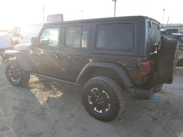 1C4RJXR63RW167211 2024 JEEP WRANGLER - Image 2