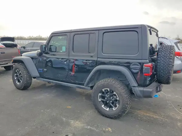 1C4RJXR64RW145038 2024 JEEP WRANGLER - Image 2