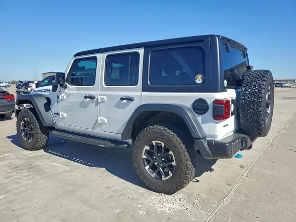 1C4RJXR64RW203052 2024 JEEP WRANGLER - Image 2