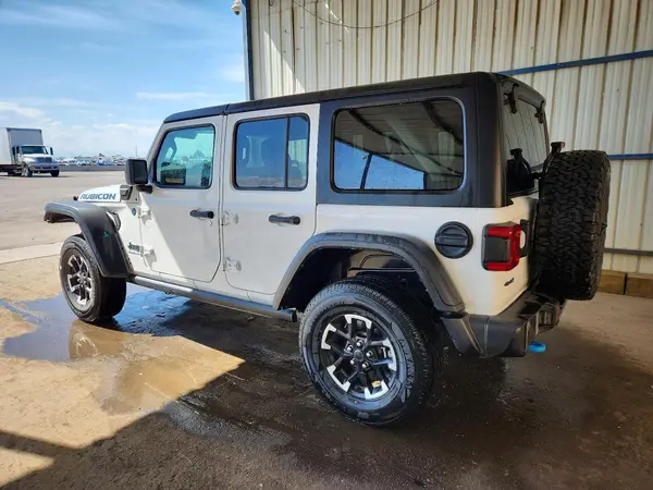 1C4RJXR64RW291973 2024 JEEP WRANGLER - Image 2