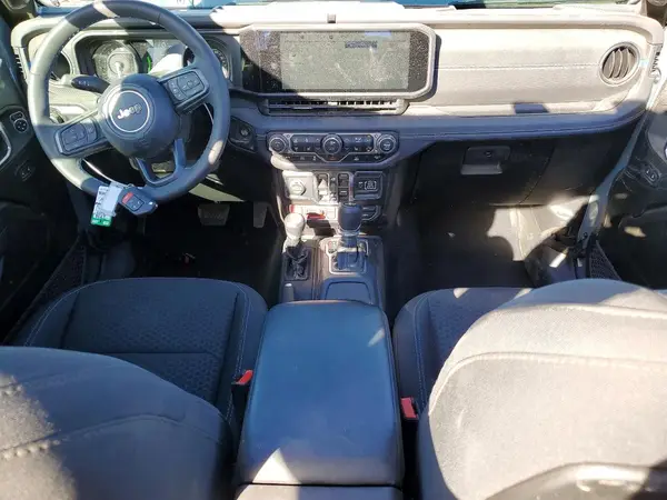 1C4RJXR66SW584036 2025 JEEP WRANGLER - Image 8