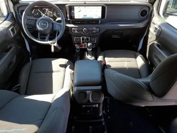 1C4RJXR67RW313240 2024 JEEP WRANGLER - Image 8