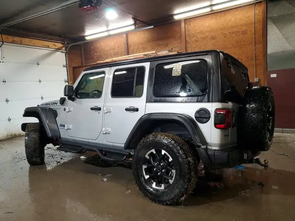1C4RJXR68RW242470 2024 JEEP WRANGLER - Image 2