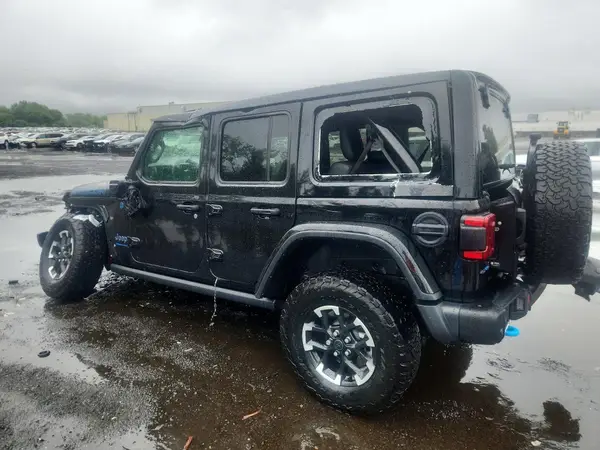 1C4RJXR6XRW127465 2024 JEEP WRANGLER - Image 2