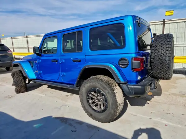1C4RJXSJ0RW320237 2024 JEEP WRANGLER - Image 2