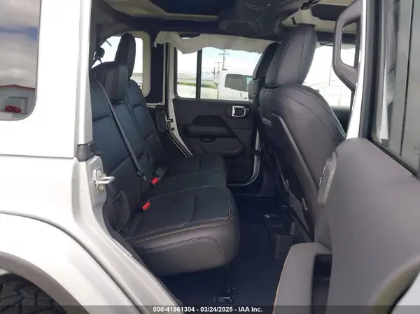 1C4RJXSJ7RW313107 2024 JEEP WRANGLER - Image 8