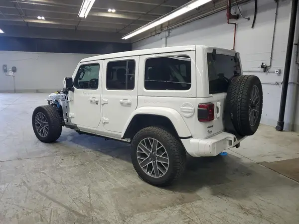 1C4RJXU61RW190493 2024 JEEP WRANGLER - Image 2