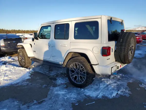 1C4RJXU68RW222565 2024 JEEP WRANGLER - Image 2