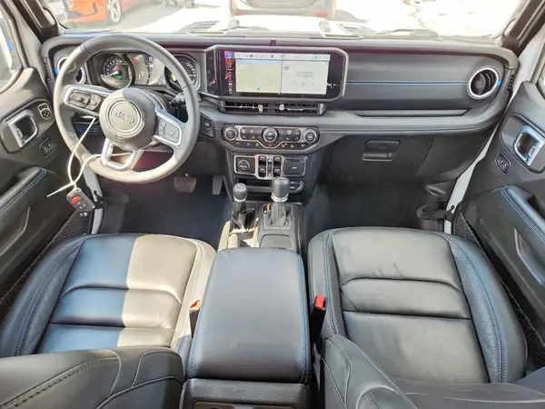 1C4RJXU68RW305557 2024 JEEP WRANGLER - Image 8
