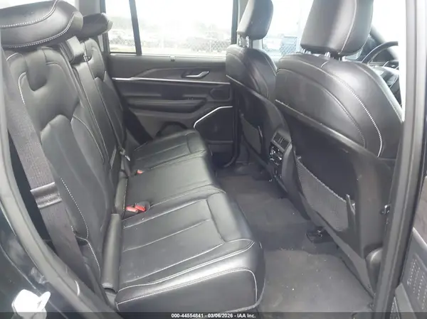 1C4RJYB60P8784714 2023 JEEP GRAND CHEROKEE - Image 8