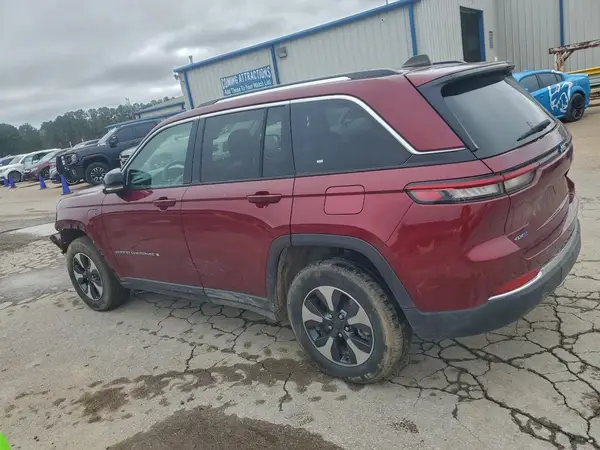 1C4RJYB60PC623745 2023 JEEP GRAND CHEROKEE - Image 2