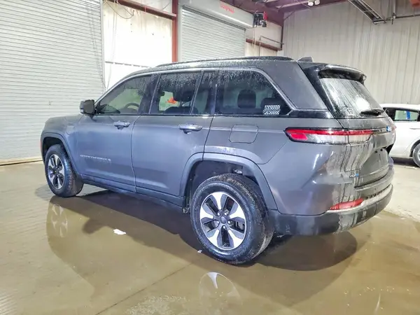 1C4RJYB60PC624152 2023 JEEP GRAND CHEROKEE - Image 2