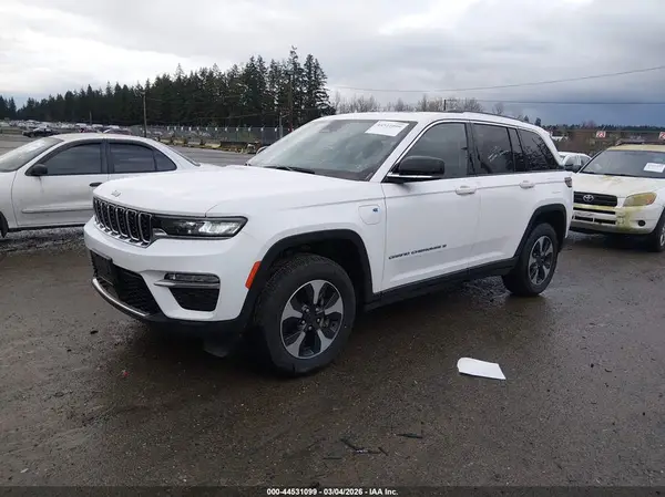 1C4RJYB60PC626225 2023 JEEP GRAND CHEROKEE - Image 2