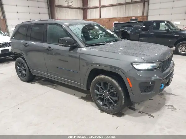1C4RJYB60R8509704 2024 JEEP GRAND CHEROKEE - Image 1