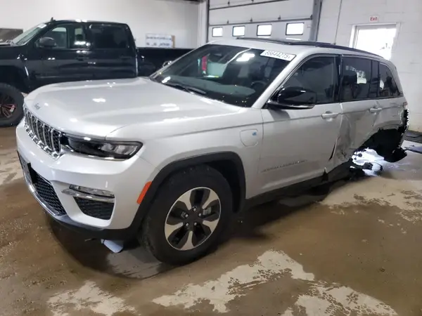 1C4RJYB60RC114029 2024 JEEP GRAND CHEROKEE - Image 1