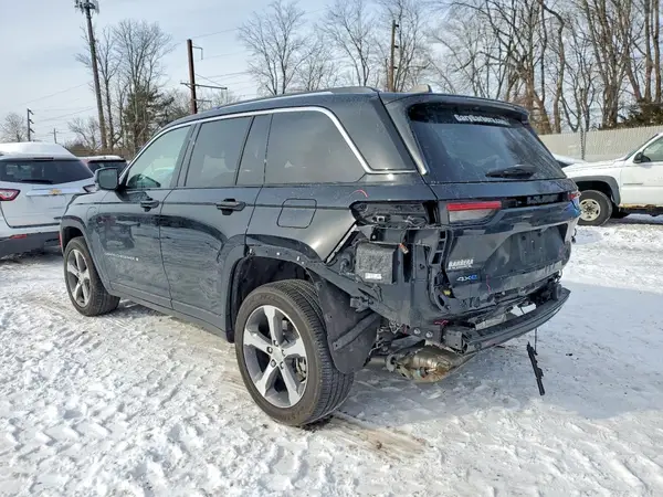 1C4RJYB60RC716610 2024 JEEP GRAND CHEROKEE - Image 2
