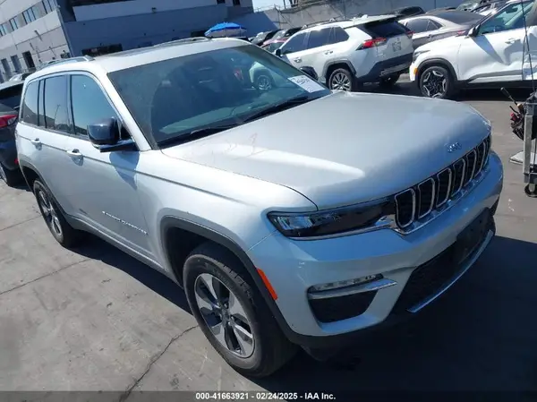 1C4RJYB61N8717424 2022 JEEP GRAND CHEROKEE - Image 1