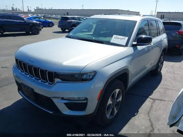 1C4RJYB61N8717424 2022 JEEP GRAND CHEROKEE - Image 2
