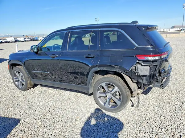 1C4RJYB61PC610907 2023 JEEP GRAND CHEROKEE - Image 2