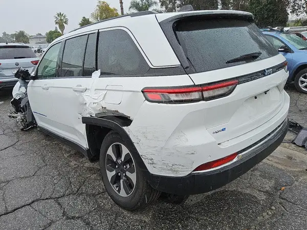 1C4RJYB61PC624533 2023 JEEP GRAND CHEROKEE - Image 2