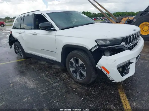 1C4RJYB61RC117263 2024 JEEP GRAND CHEROKEE - Image 1