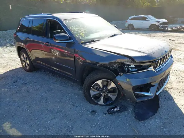 1C4RJYB62N8716749 2022 JEEP GRAND CHEROKEE - Image 1