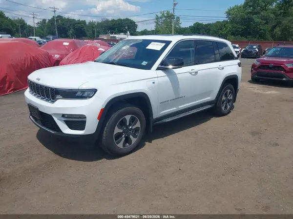 1C4RJYB62P8874897 2023 JEEP GRAND CHEROKEE - Image 2