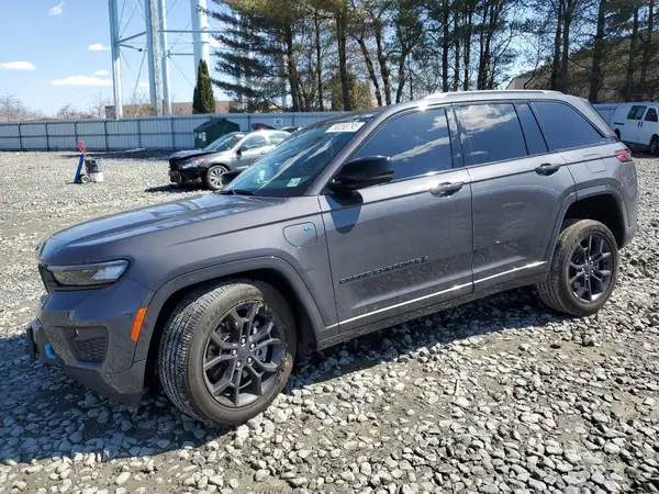 1C4RJYB62R8956745 2024 JEEP GRAND CHEROKEE - Image 1