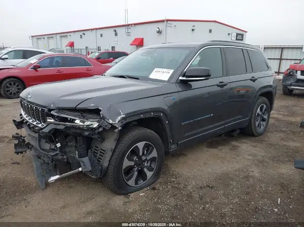 1C4RJYB62RC116803 2024 JEEP GRAND CHEROKEE - Image 2