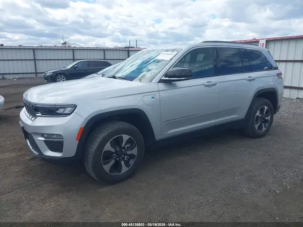 1C4RJYB62RC120138 2024 JEEP GRAND CHEROKEE - Image 2