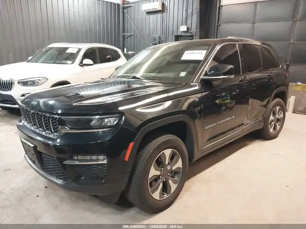1C4RJYB62RC716589 2024 JEEP GRAND CHEROKEE - Image 2