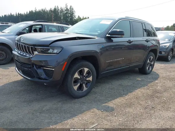 1C4RJYB62RC721033 2024 JEEP GRAND CHEROKEE - Image 2