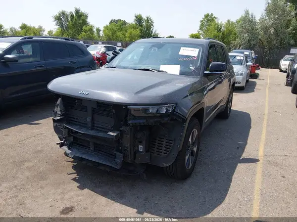 1C4RJYB62RC721078 2024 JEEP GRAND CHEROKEE - Image 2
