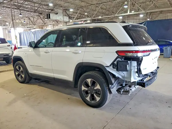 1C4RJYB62S8690326 2025 JEEP GRAND CHEROKEE - Image 2