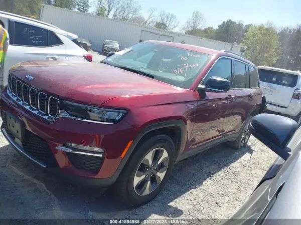 1C4RJYB63PC623450 2023 JEEP GRAND CHEROKEE - Image 2