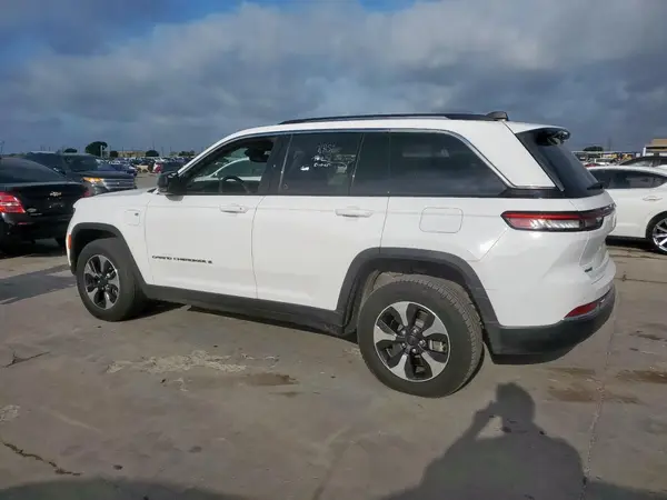 1C4RJYB63PC626221 2023 JEEP GRAND CHEROKEE - Image 2