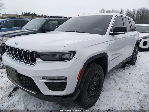 1C4RJYB63PC649532 2023 JEEP GRAND CHEROKEE - Image 2