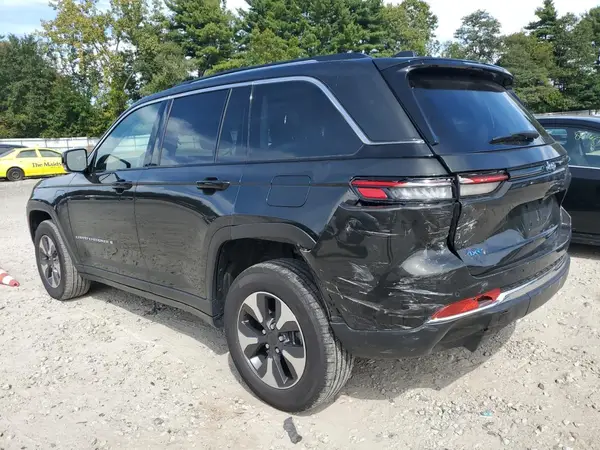 1C4RJYB63PC665018 2023 JEEP GRAND CHEROKEE - Image 2
