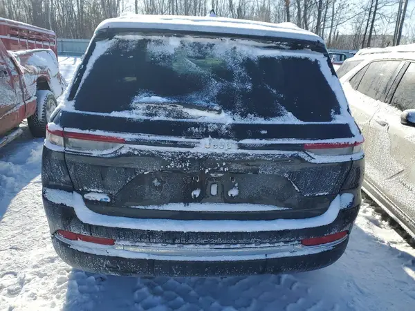 2024 JEEP GRAND CHEROKEE auction photo 6