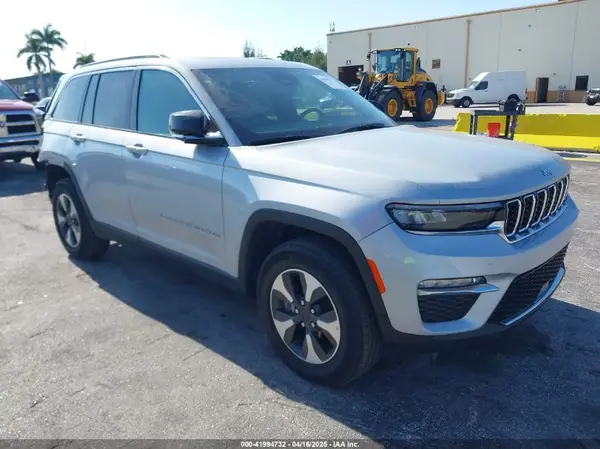1C4RJYB63RC142763 2024 JEEP GRAND CHEROKEE - Image 1