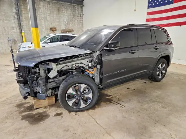 1C4RJYB64N8716333 2022 JEEP GRAND CHEROKEE - Image 1