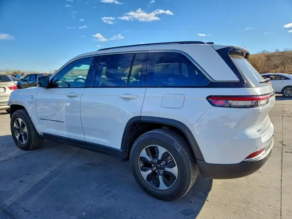 1C4RJYB64PC649183 2023 JEEP GRAND CHEROKEE - Image 2