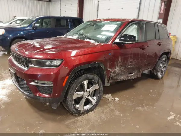 1C4RJYB64PC650477 2023 JEEP GRAND CHEROKEE - Image 2