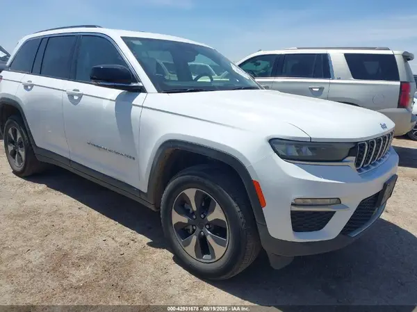 1C4RJYB64R8958058 2024 JEEP GRAND CHEROKEE - Image 1