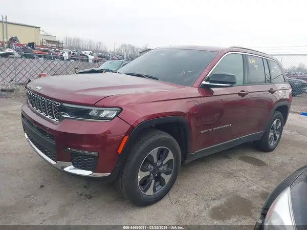 1C4RJYB64S8692580 2025 JEEP GRAND CHEROKEE - Image 2