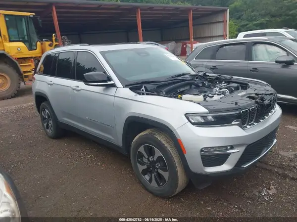 1C4RJYB65N8759353 2022 JEEP GRAND CHEROKEE - Image 1
